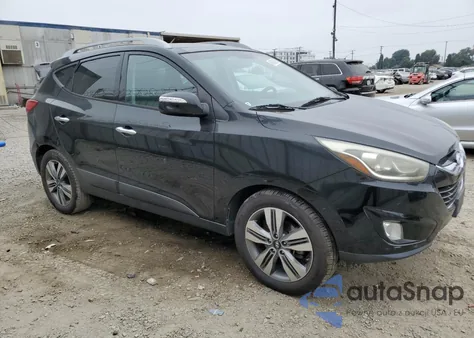 2015 Hyundai Tucson Limited z USA, uszkodzony, nr VIN KM8JU3AG6FU062988